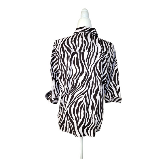 Chicos Sz 2 Large Effortless Gabrielle Collared Blouse Animal Stripe No Iron - Picture 3 of 7
